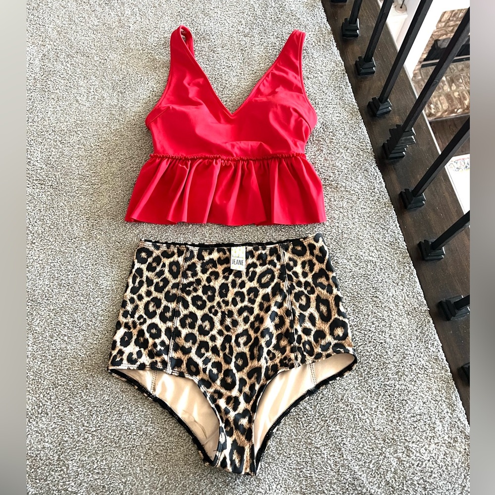 Kortni Jeane two piece red and leopard set- bottom size small top size small
